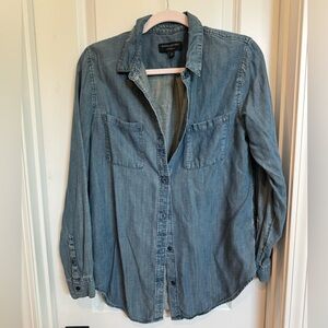 Chambray shirt Banana republic. So soft